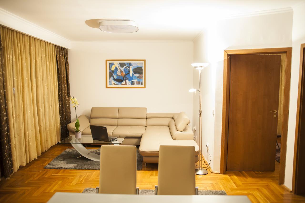 Business Class Apartment Cluj-Napoca Eksteriør bilde