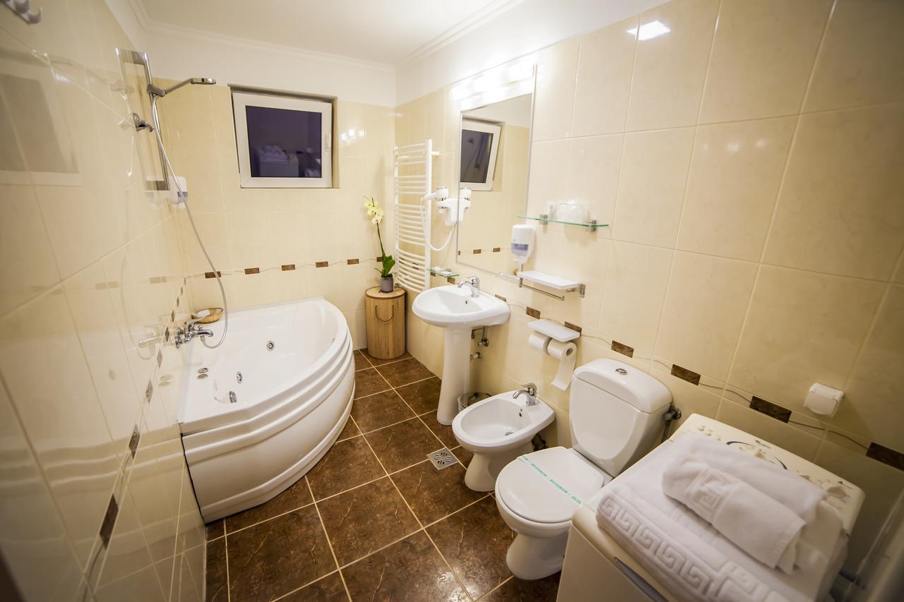 Business Class Apartment Cluj-Napoca Eksteriør bilde