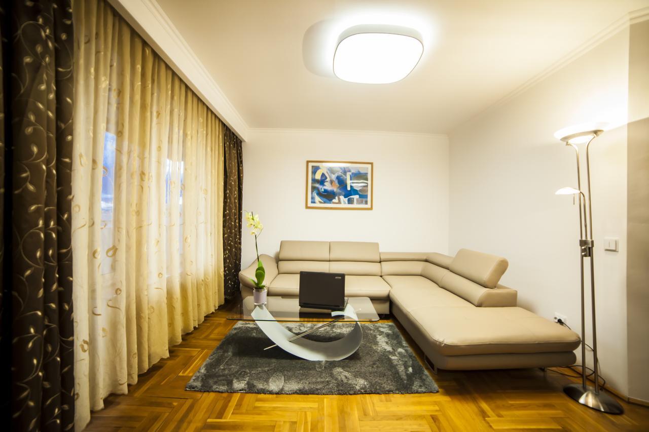 Business Class Apartment Cluj-Napoca Eksteriør bilde