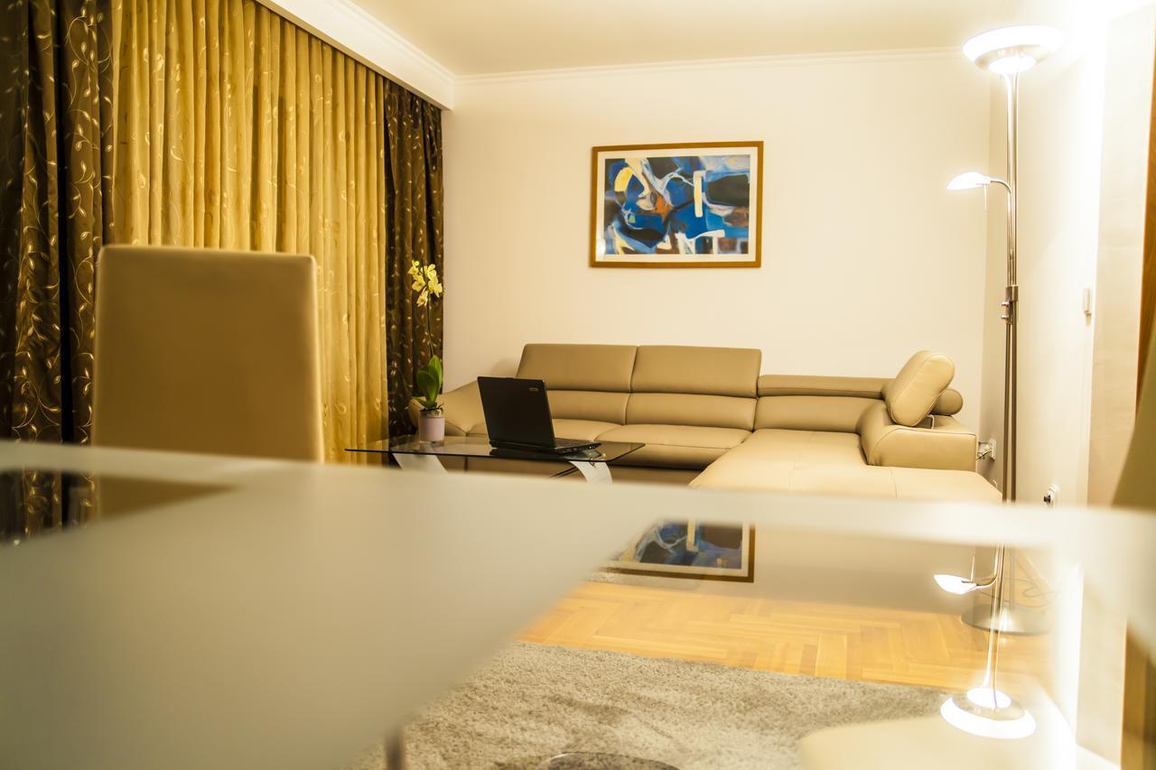 Business Class Apartment Cluj-Napoca Eksteriør bilde