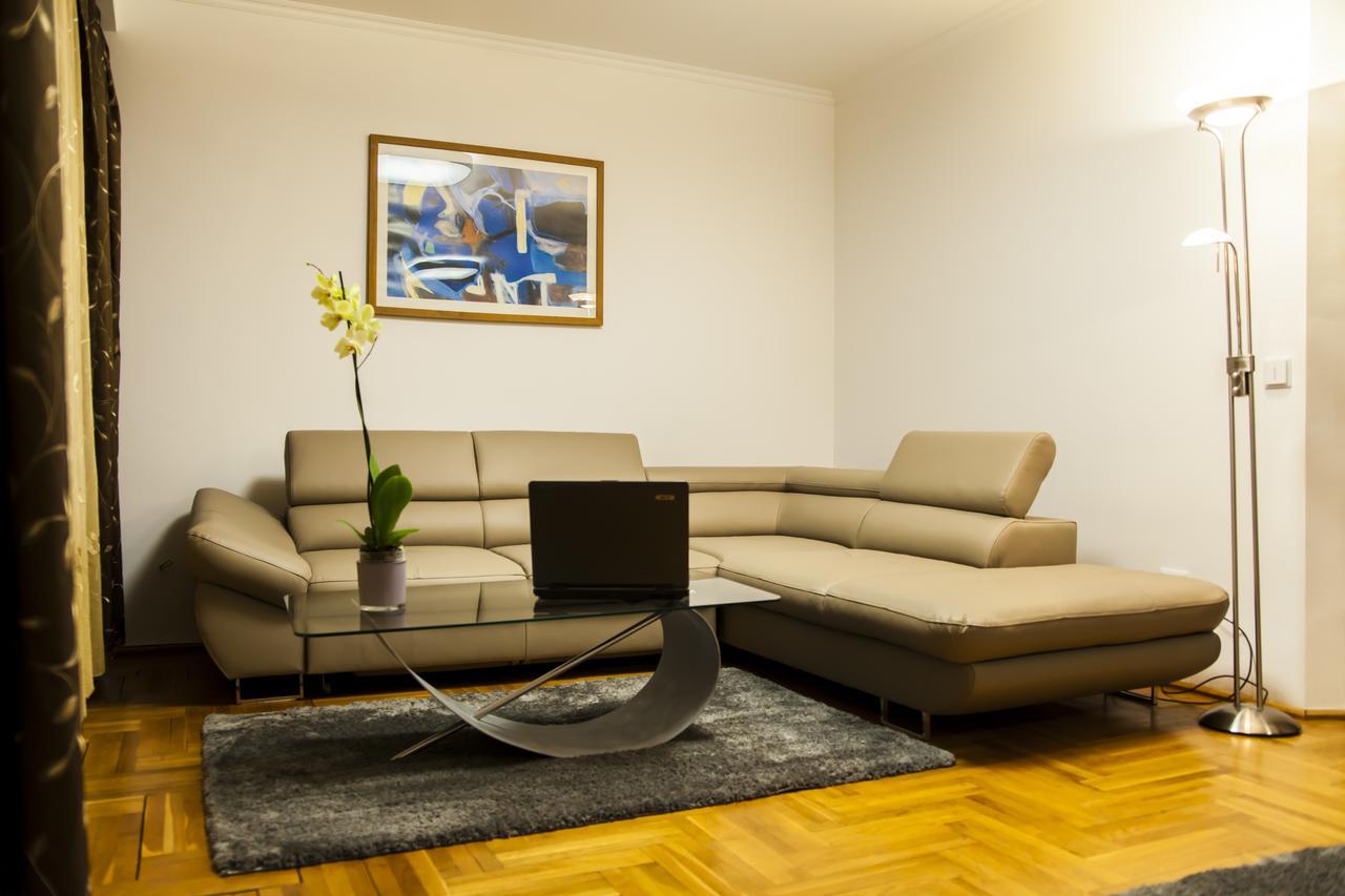 Business Class Apartment Cluj-Napoca Eksteriør bilde